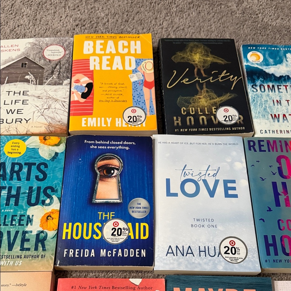 Assorted Book Collection - Picture 4 of 6